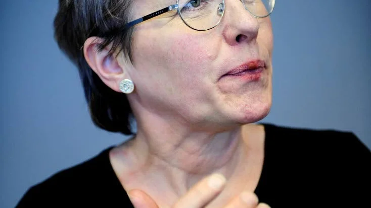 SORGEARBETE. För Agneta Andersson är stadsflytten ett sorgearbete. "Det känns svårt. Man kan inte tänka på det här dagligen, då blir man galen", säger hon.