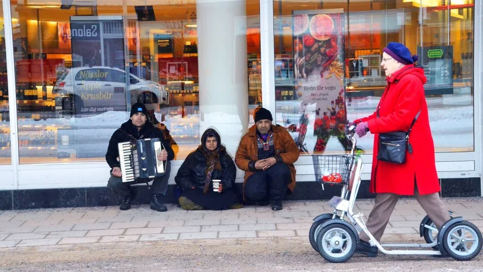 Ionut-Daniel Oprea, Anna och Ioan Mandachi kommer från Rumänien och tigger pengar i Boden, Luleå och Piteå.