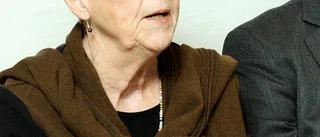 Vänstern svänger om danshuset