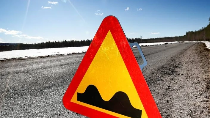 VÅR PÅ VÄG. Då är det lika med ojämnt landskap.