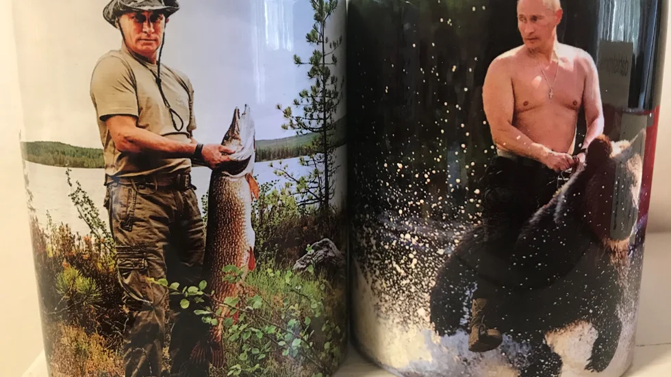 "Så himla Putin att döpa ett vaccin efter ett gammalt rymdprogram. Men så länge han låter bli Новичо́к är jag med på tåget." Skriver lördagskrönikören.