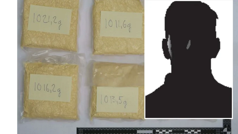 25-åringen döms för synnerligen grovt narkotikabrott.