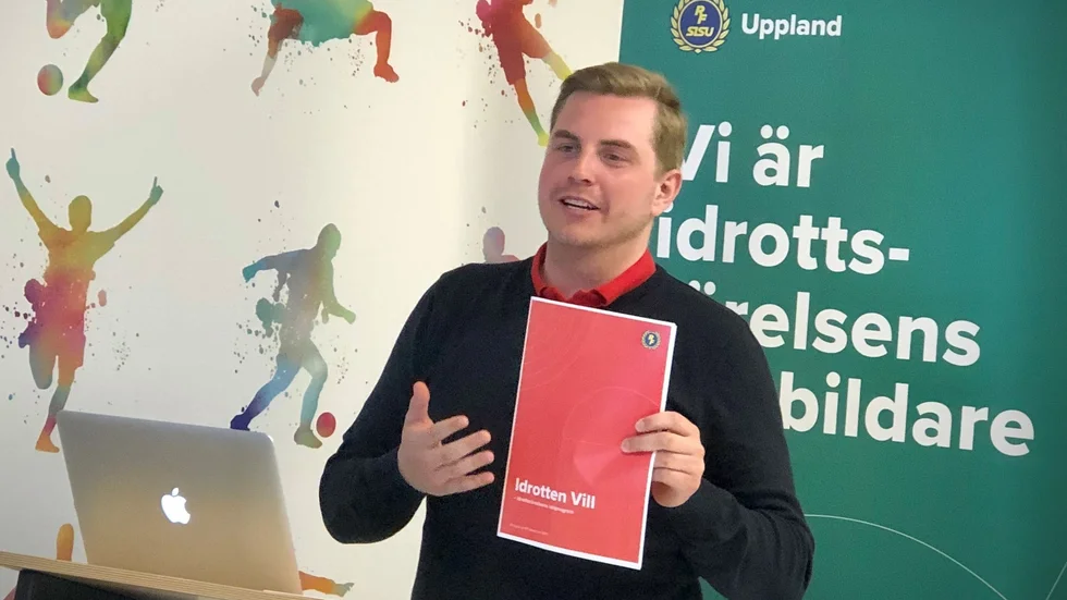 Anton Wallgren, idrottskonsulent på RF-Sisu Uppland ska hjälpa Enköpings idrottsföreningar att bilda ett föreningsråd.