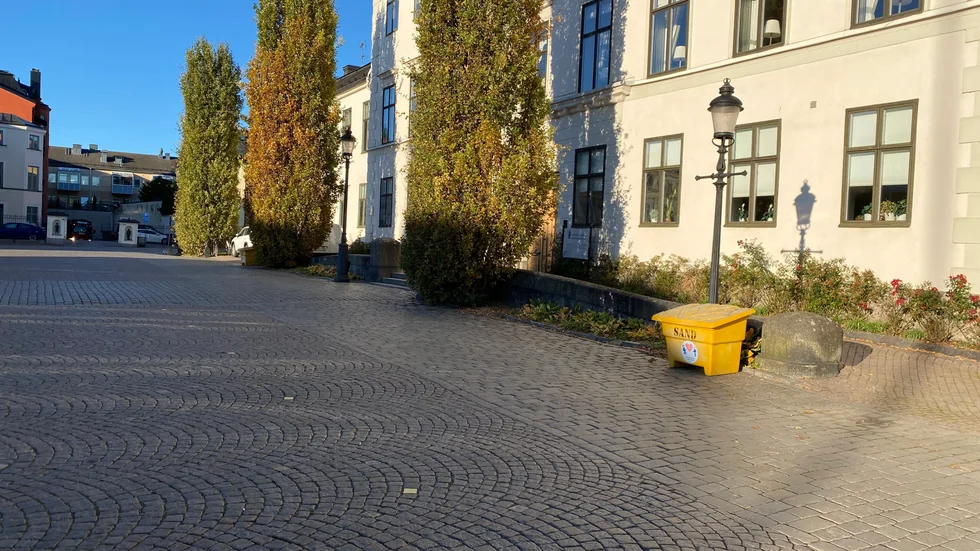 Länsstyrelsen välkomnar synpunkter på deras verksamhet, men tycker också att kommunen ska se sig själva i spegeln.