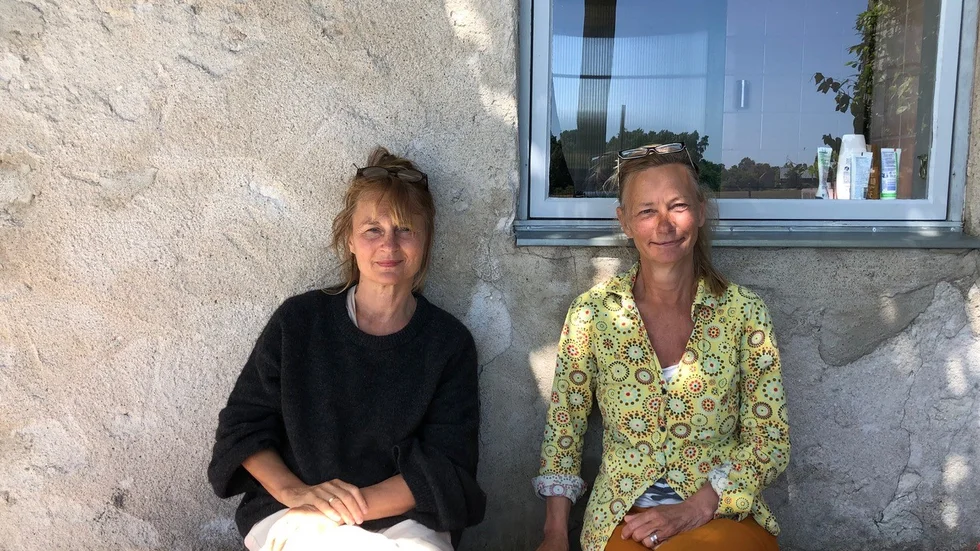 Michaela Granit och Karin Lind är de konstnärliga hjärnorna bakom projektet.
