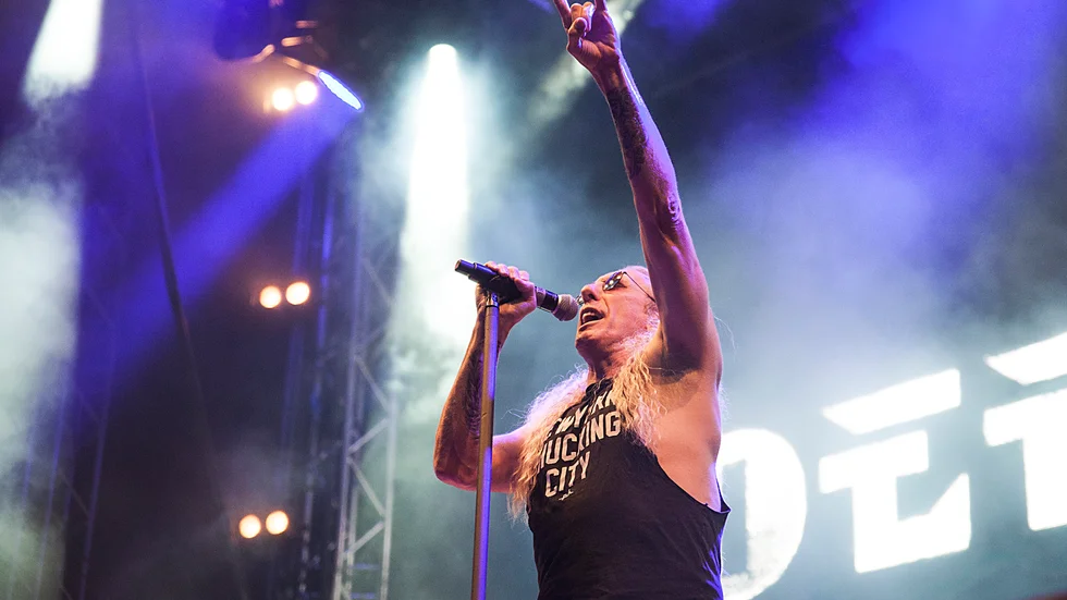 Dee Snider fick Stadsfesten att gunga under fredagskvällen. 