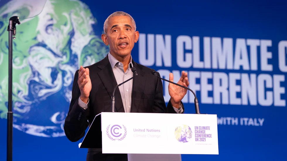 Barack Obama såg hur FN:s klimatmöte i Köpenhamn saboterades och blev fiasko, han medverkade i hög grad till ett nytt angreppsätt i Parisavtalet och var nu på plats i Glasgow och manade på delegaterna.