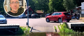 Kjell om parkeringskaoset i Sundbyholm: "Lördag och söndag är katastrof"