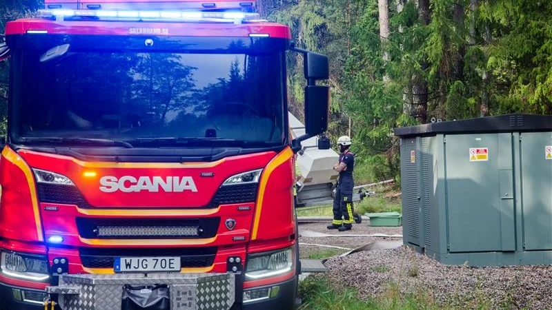 En bil började av okänd anledning brinna i Torshälla under nyårsaftonskvällen. Bilden är tagen vid ett annat tillfälle.