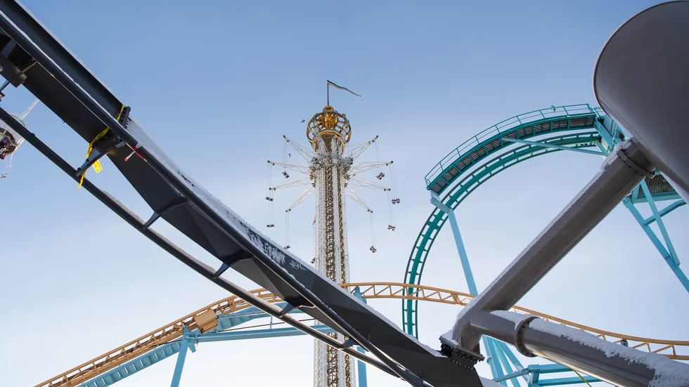 Exempelvis nöjesparker som Gröna Lund som inte kunde ha öppet under 2020 på grund av pandemin får nu möjlighet att söka mer stödpengar.
