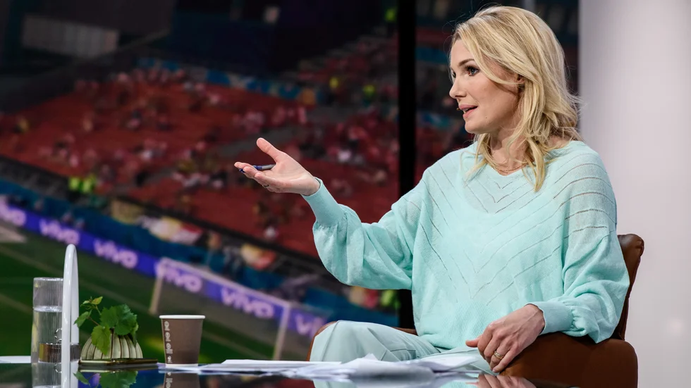 Hanna Marklund under en tv-sändning tidigare under fotbolls-EM.
