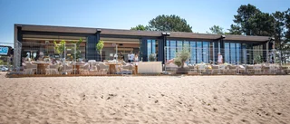 Champagne på stranden är inte för alla  