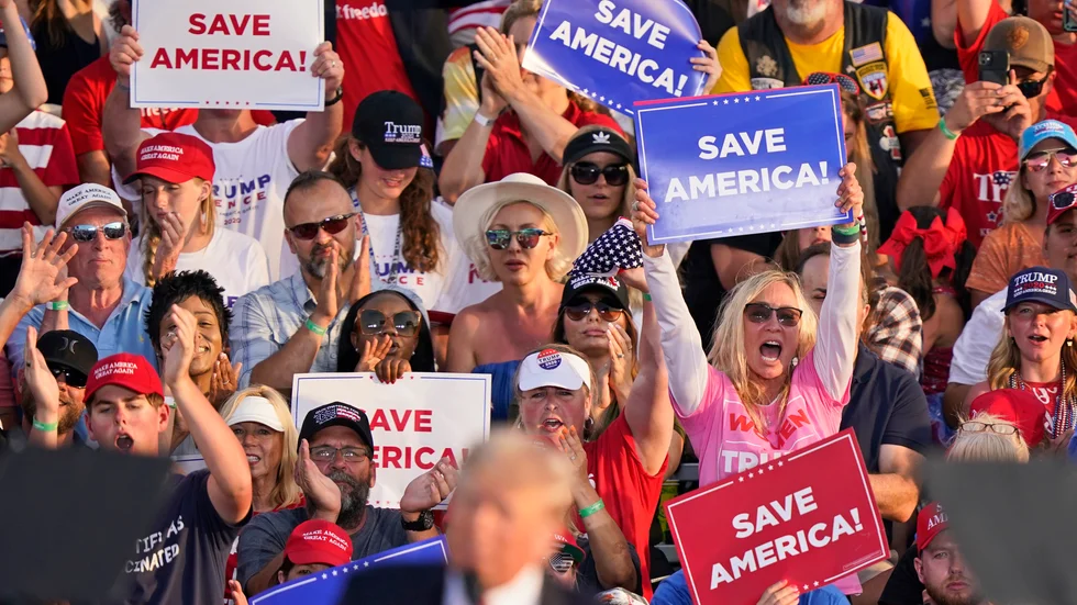 Trumpsupportrar vid kampanjmötet i Wellington, Ohio – en delstat som Trump vann i presidentvalet 2020.