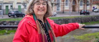 I dag är hon stolt över sin östgötska dialekt