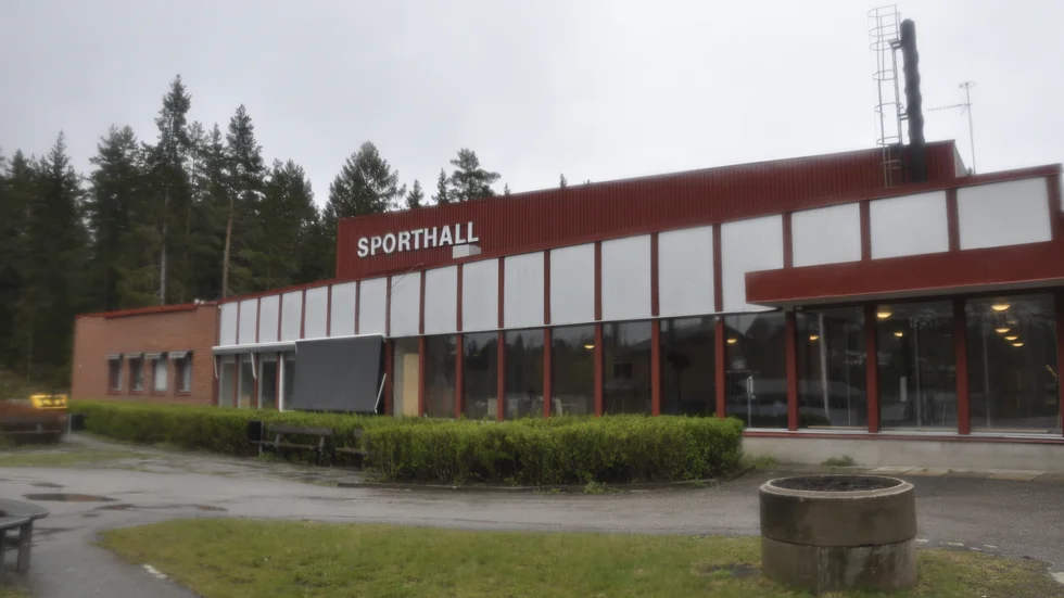 Östervåla IF planerar att bugga en multibana på Lundaområdet. I dag finns sporthall, ishall, gym, brottarlokal, fotbollsplaner, hinderbana samt skid- och motionsspår på området.