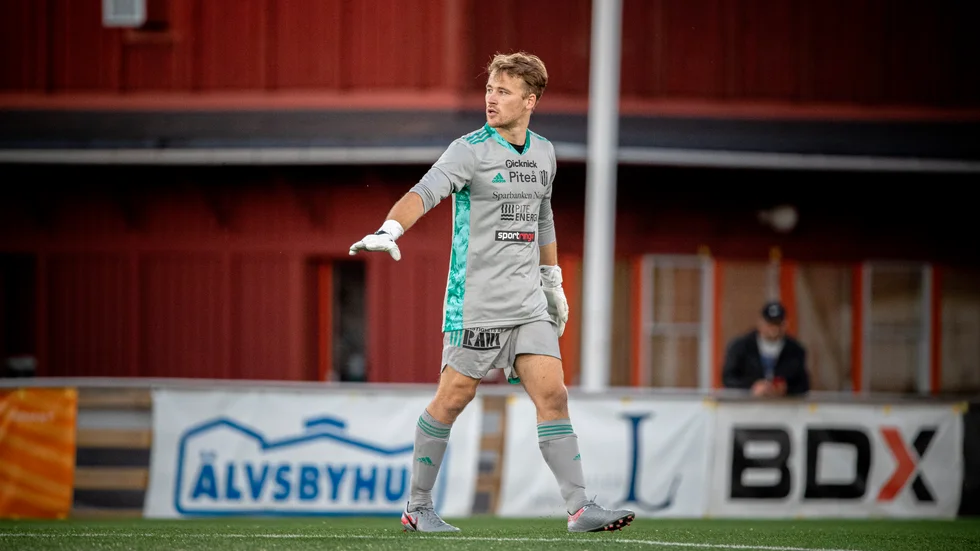 Conor O'Keefe är målvakt i Piteå IF – som hittills släppt in straffmål i varje seriematch den här säsongen. (Arkivbild) 
