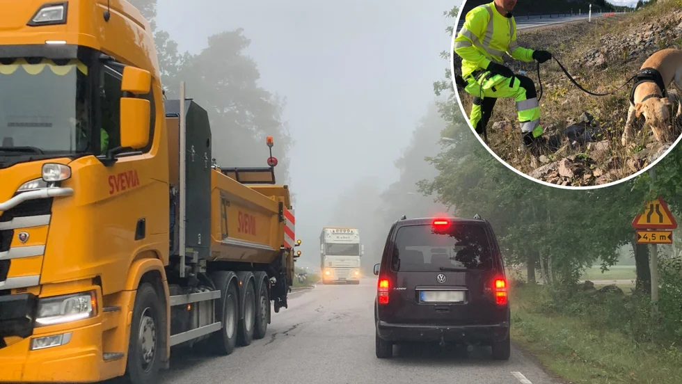 Det uppskattas gå runt 3 300 fordon genom Mörlunda nu, utöver de som går här annars. Det under tiden riksvägen är avstängd medan hundföraren Per-Johan Vidén och Beppe letar efter odetonerat sprängmedel.