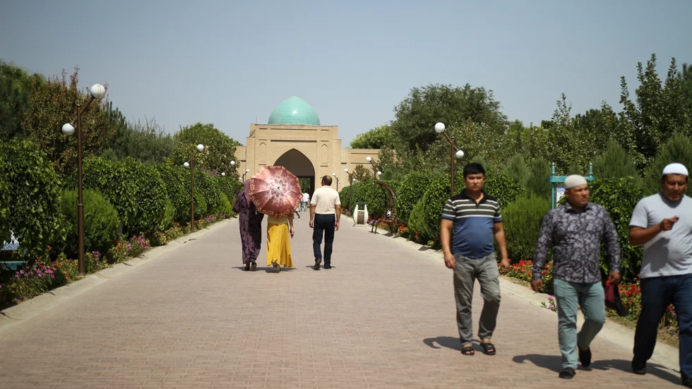 Det sekulariserade Uzbekistan kommer nu tillåta flickor att bära slöja i skolan. Arkivbild.