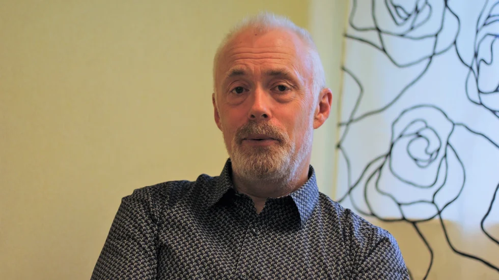 Kulturskolechef Mathias Engå visste inte att beslutet att låta eftergymnasiala elever studera vid kulturskolan behövde vara politiskt förankrat. "Jag har gjort fel", säger han.