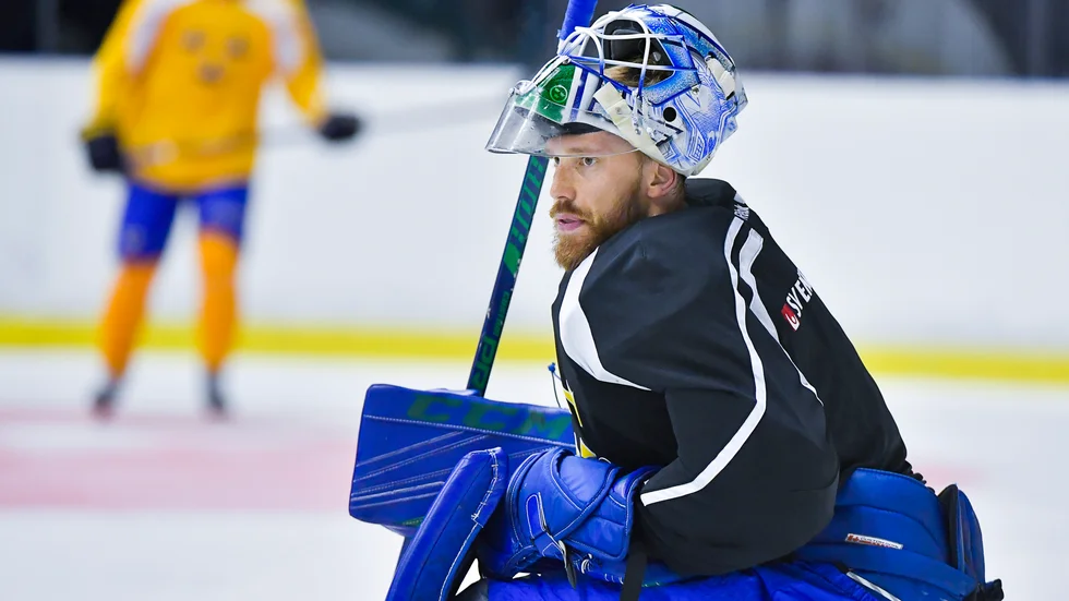 Anders Nilsson fortsätter sin karriär inom ishockeyn.