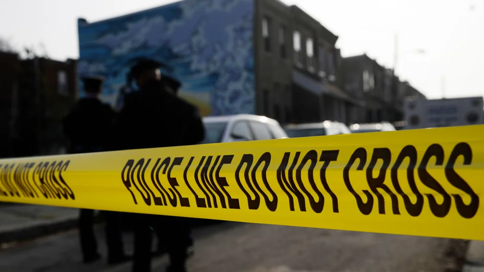 Polis i Philadelphia har spärrat av en gata efter ett mord. Arkivbild.