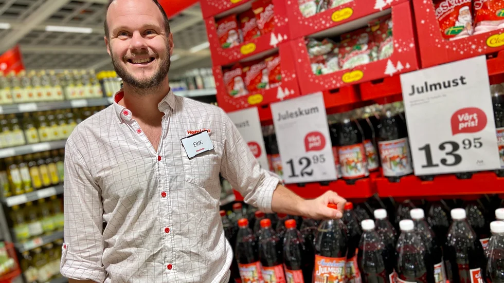 "Det är uppenbart att det är vad folk vill ha. Vi följer bara trenden", säger butikschefen Erik Johansson Englund.