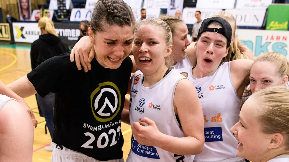 Josefin Vesterberg väntar med att skriva kontrakt med Luleå Basket.
