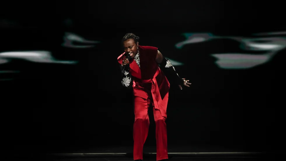 Tusse tog Sverige vidare till en finalplats i första semifinalen av Eurovision Song Contest. 
