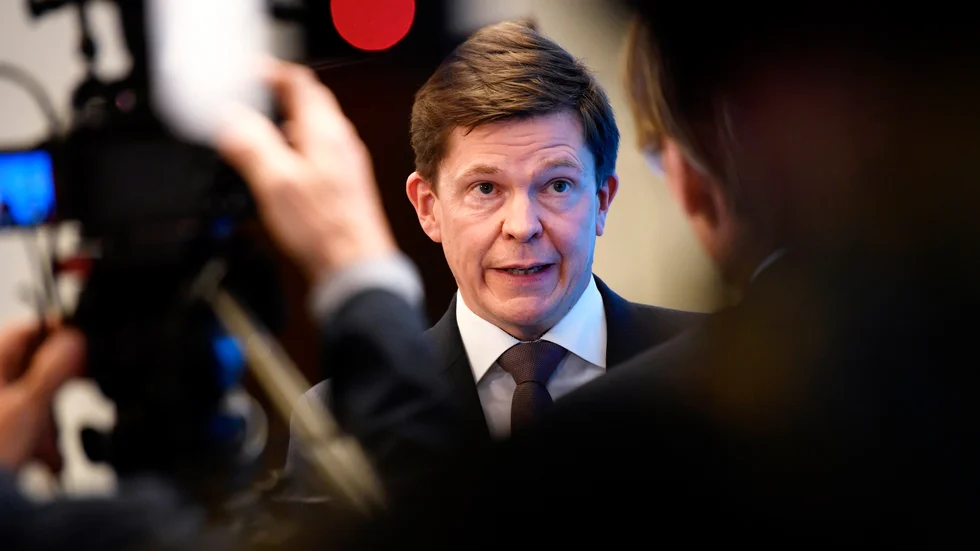 Andreas Norlén, talman i riksdagen, har åter ett klurigt jobb med att försöka få till en regeringslösning som håller.
