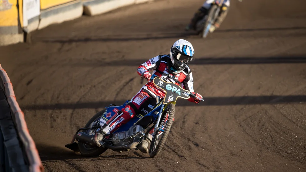 Under onsdagskvällen ställs Smederna mot Lejonen på Eskilstuna Motorstadion.
