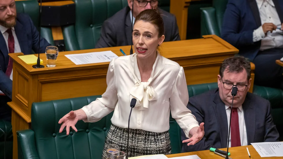 Nya Zeelands premiärminister Jacinda Ardern. Fotot togs när hon utlyste nödläge med hänvisning till klimatet i december.