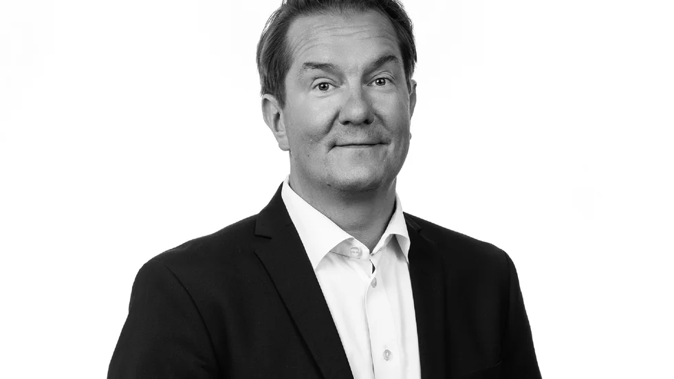 Daniel Larsson, mäklare vid Svensk Fastighetsförmedling i Luleå. 