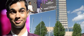 Humorstjärnan åker på turné med sin nya pjäs: "Tagit mig tre år att skriva" • Då kommer pjäsen till Skellefteå