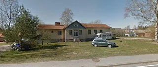 Mindre hus på 53 kvadratmeter från 1954 i Hällestad sålt för 775 000 kronor