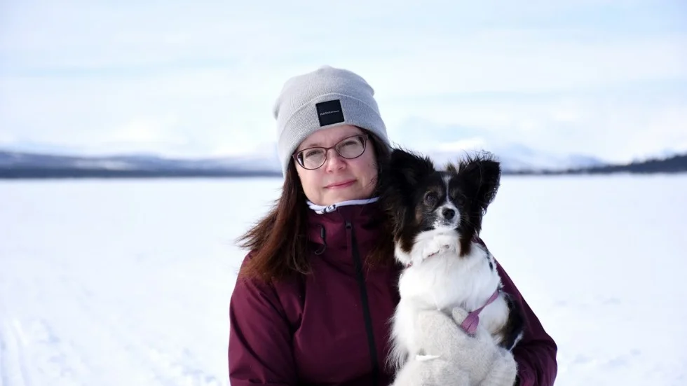Kirunaförfattaren Anna Kuru har tilldelats Sparbanken Nords litteraturstipendium 2021.