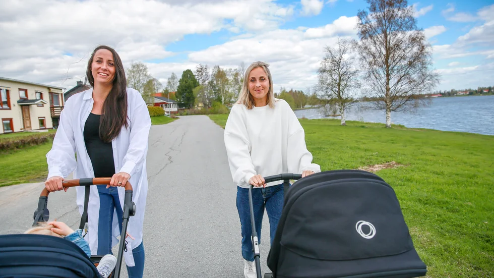 Småbarnsmammorna Annica Ölén och Emmy Nordmark kör på i en säsong till i Boden Handboll.