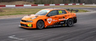 Mattias Andersson med i täten på årets första tester