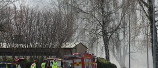 Polis blev sjuk av rök från storbrand