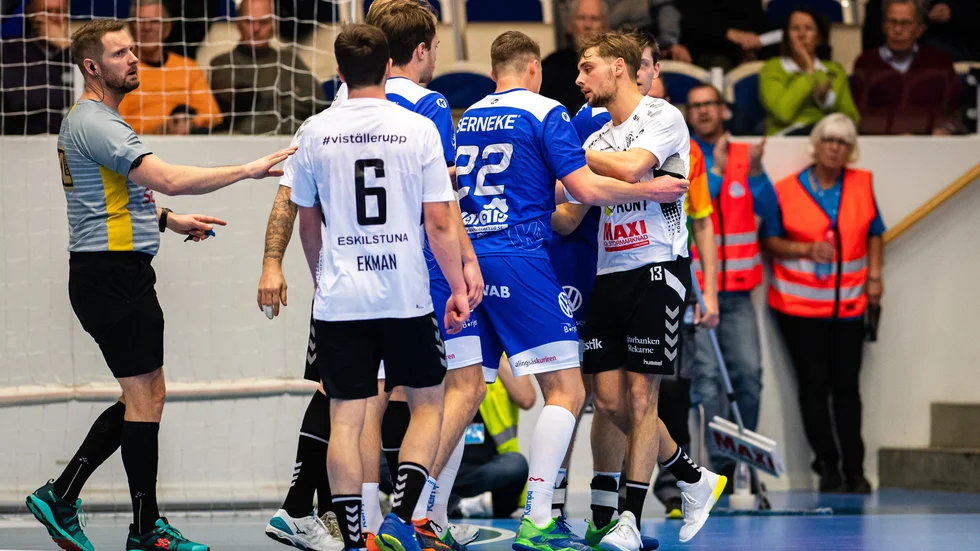 Eskilstunakillen Isak Älgekrans, här under en match mot Alingsås år 2020, är klar för ett låneavtal med Redbergslid fram till årsskiftet.