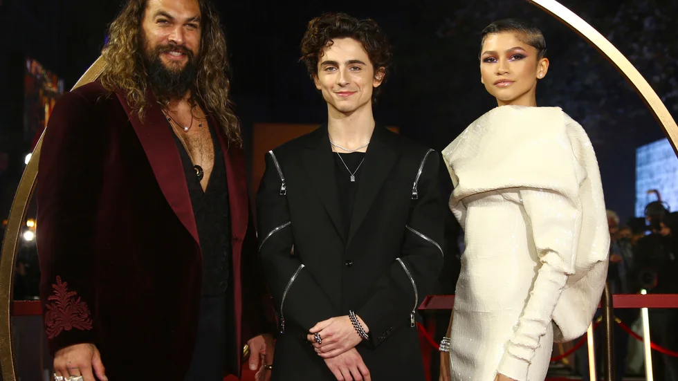 Skådespelarna Jason Momoa, Timothée Chalamet och Zendaya när "Dune" hade premiär i Storbritannien. Filmen får en uppföljare. Arkivbild.