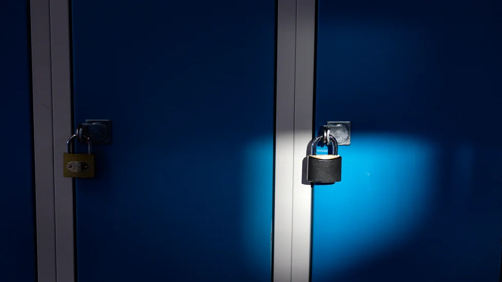 Sex elever från samma högstadieskola i Norrköping finns på den påstådda dödslista som just nu sprids, enligt uppgifter till NT. Bilden är från en skola i en annan del av landet.