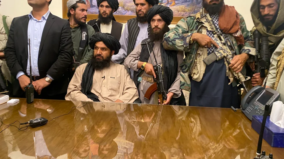 Söndagen den 15 augusti tog talibanerna kontroll över presidentpalatset i Kabul, Afghanistan. I och med övertagandet fick rörelsen kontroll över landets mineraltillgångar.