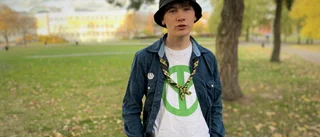 Uppsalascouten Anton, 19, minglar med klimateliten – men är kritisk