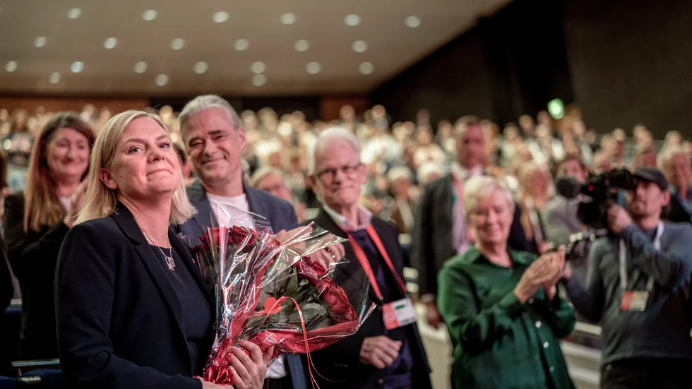Kongressen applåderar efter valet av partiordföranden Magdalena Andersson.