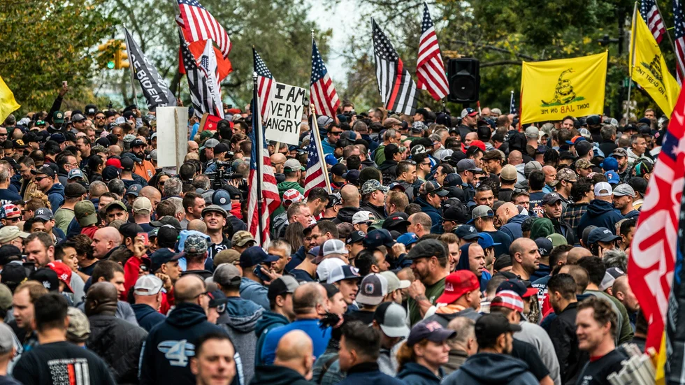 Brandmän protesterade i torsdags mot de kommande vaccinkraven.
