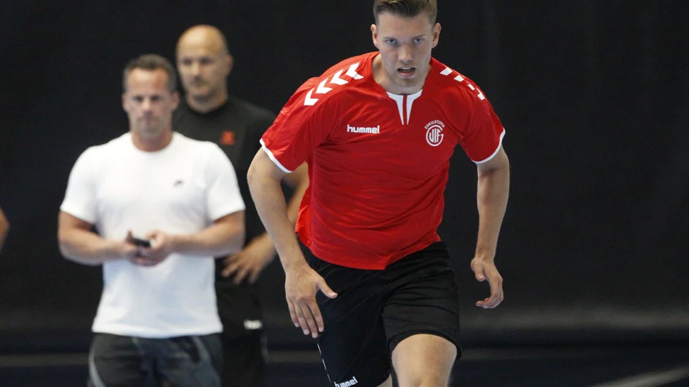 Aron Dagur Pálsson gjorde under måndagen sin första träning med Guif.
