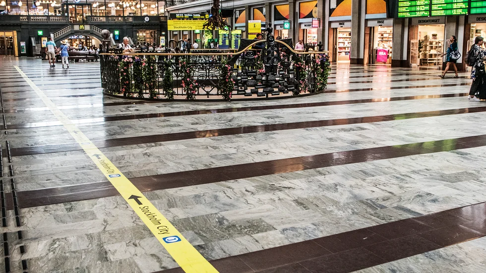 Det var på midsommarafton som mannen ville besöka Stockholms central med nästan 30 gram amfetamin i "bagaget".