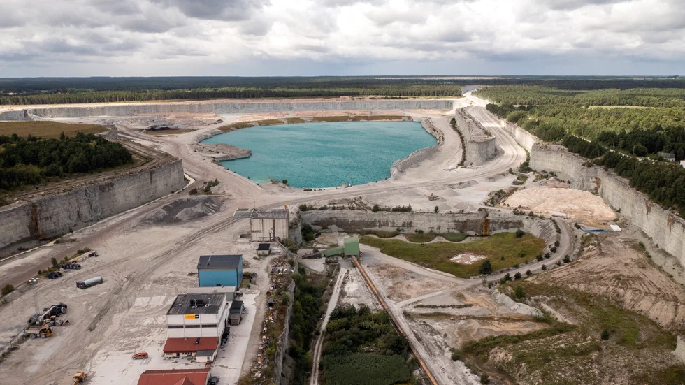 Cementas fabrik i Slite på Gotland har varit omdiskuterad senaste tiden. Arkivbild.