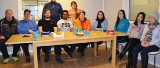 Tio bagare – men ingen utrustning för att baka