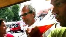 klirr i kassan. Johan Strömberg, delägare i restaurangen Bolaget i Visby, är nöjd med tillströmningen av gäster i sommar. "Vädret har varit perfekt för oss", säger han.